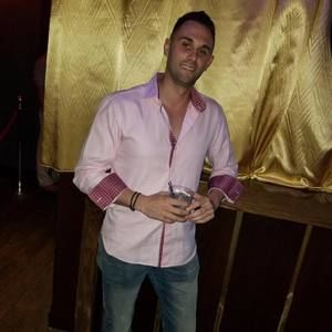 Meet your Posher, Jonathan