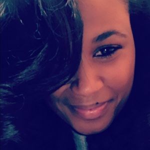 Meet your Posher, Charli