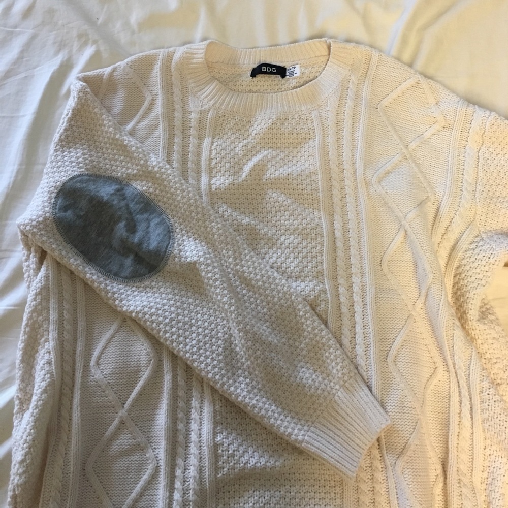 NWOT BDG elbow patch pullover