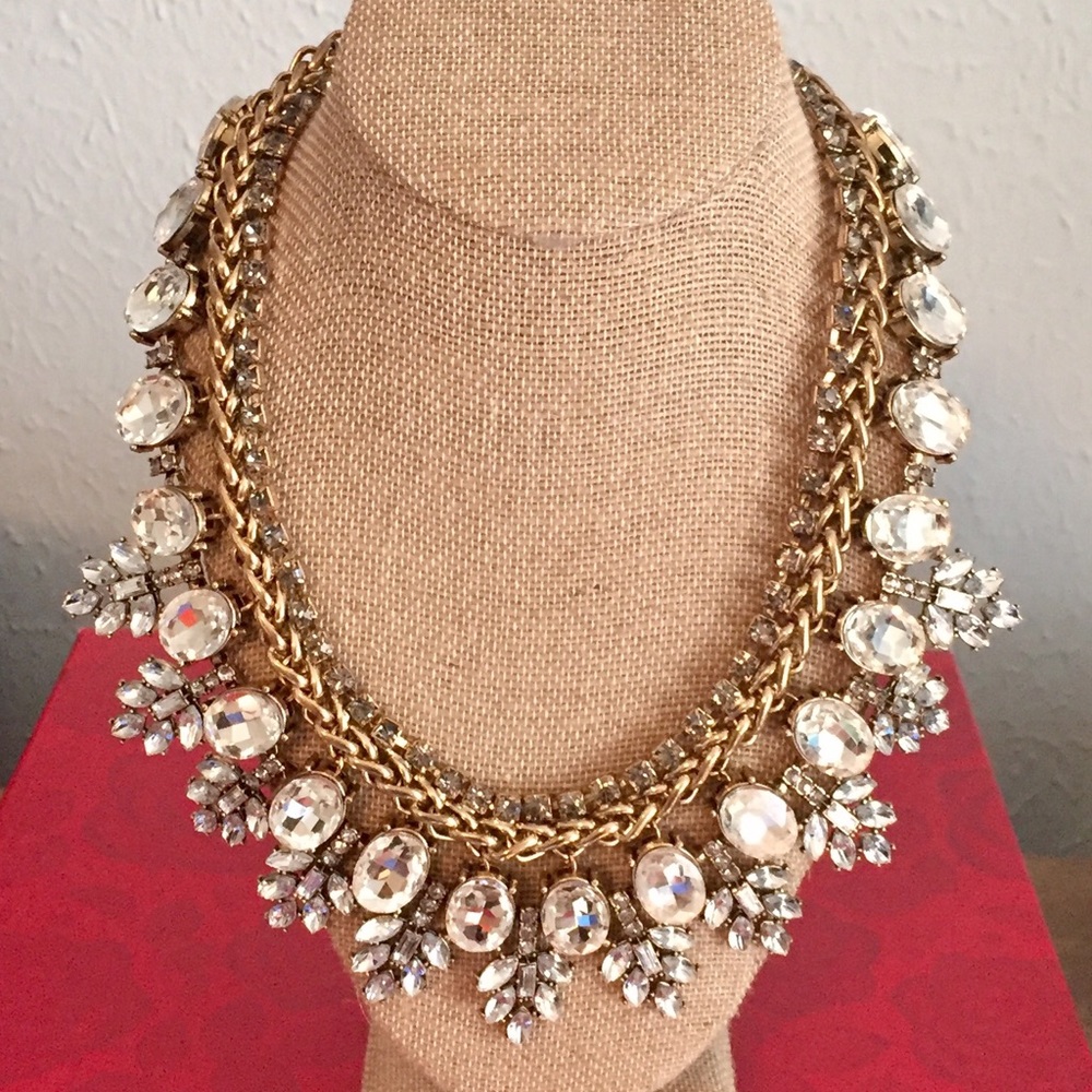 Statement necklace