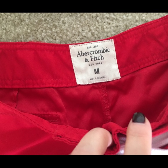 Shorts - Picture 3 of 3