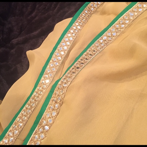 Mirror work Blouse and Saree - Picture 6 of 9