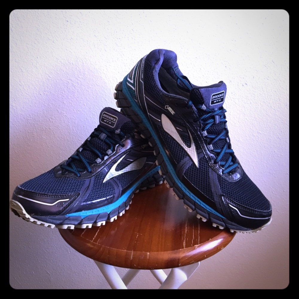 Mens Brooks Adrenaline Gore-Tex Trail Shoe size 13