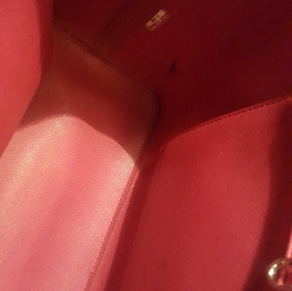 Additional pic of red Michael kors - Picture 3 of 4