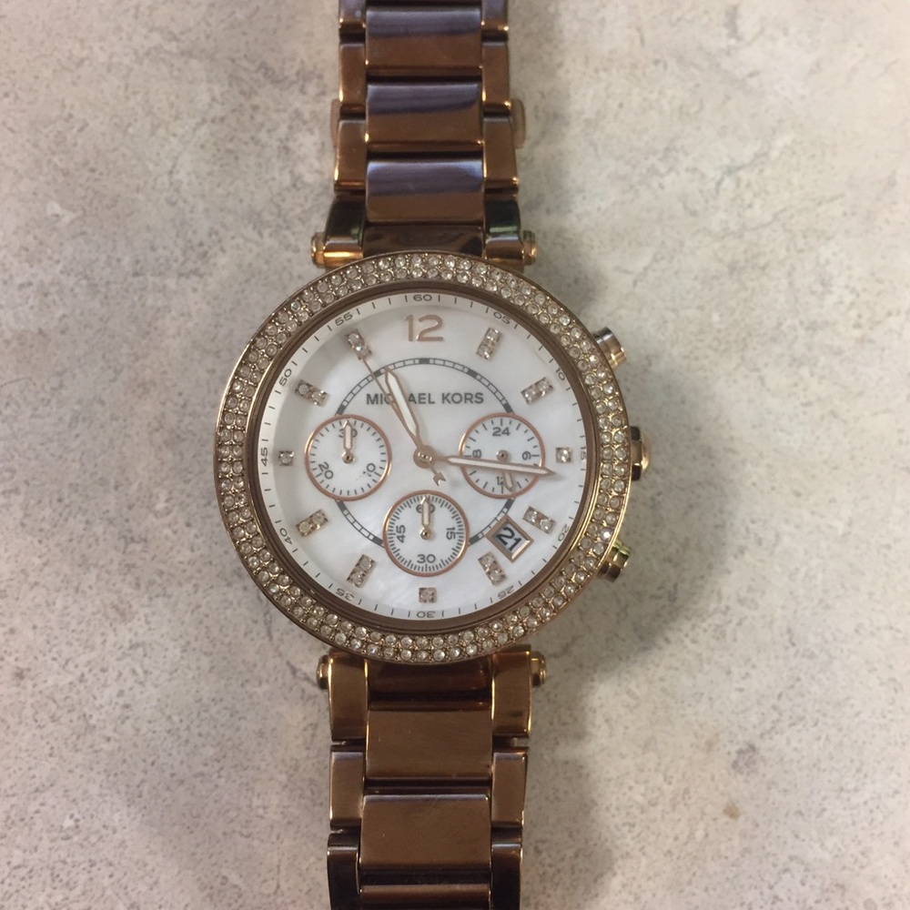 ⛔️ SOLD Rose Gold Michael Kors Watch⛔️