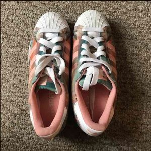 Adidas Stan smith sneaker. Great condition