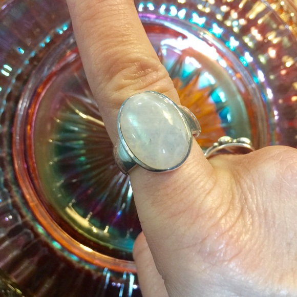 Moonstone ring - Picture 3 of 4