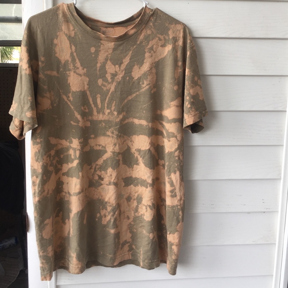 hand dyed tee size medium.
