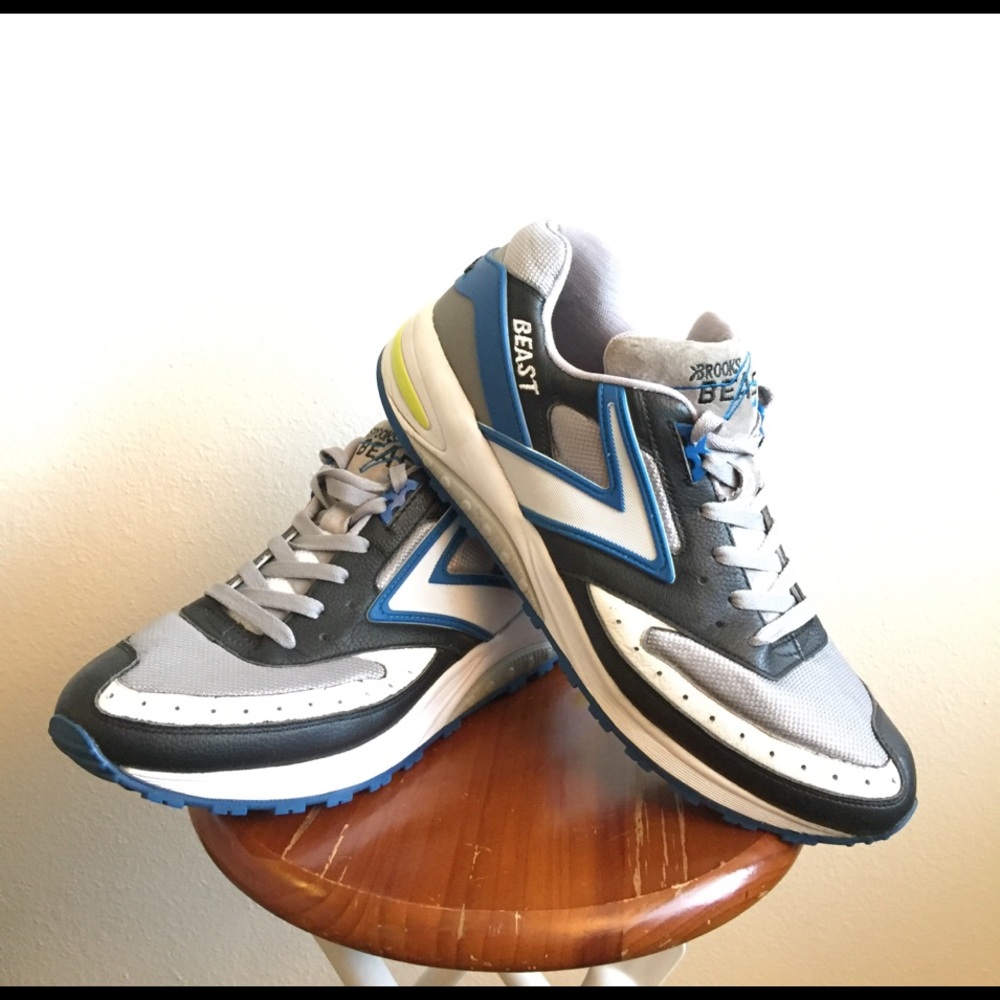 Brooks Men's "Beast" 1