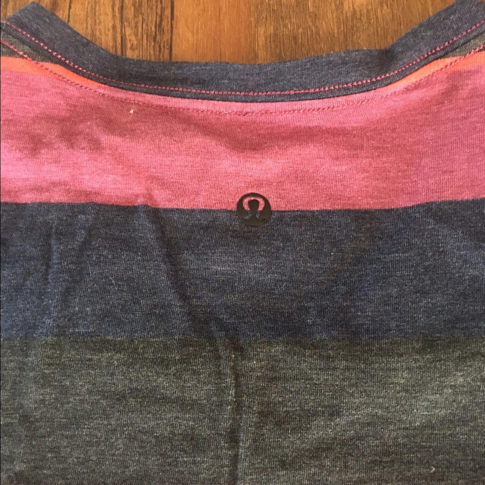Lululemon Basic Vneck Tshirt - image 3