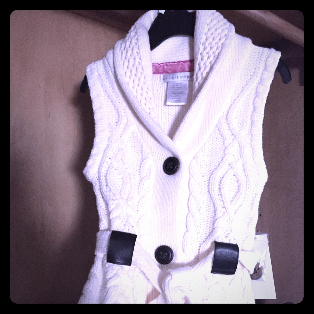 Adorable Maggie & Zoe Boutique style sweater! NWT!