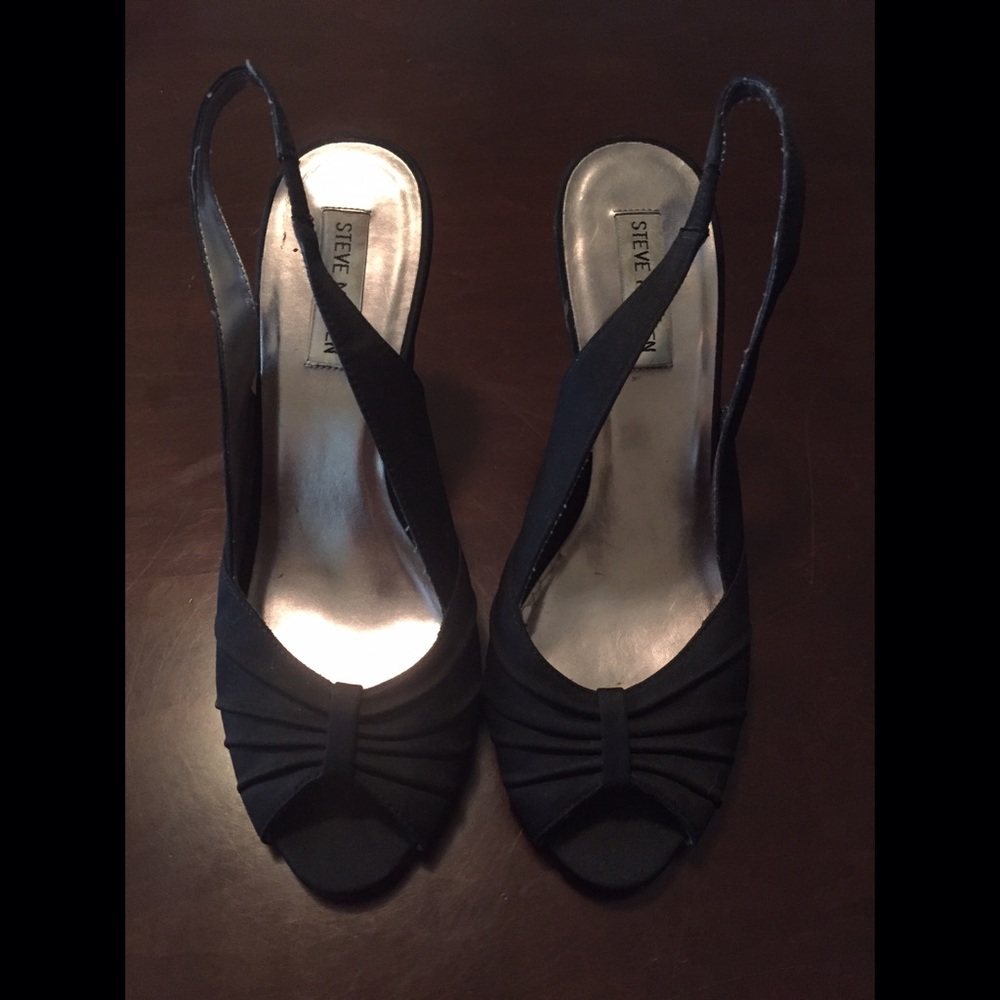 Steve Madden black heels