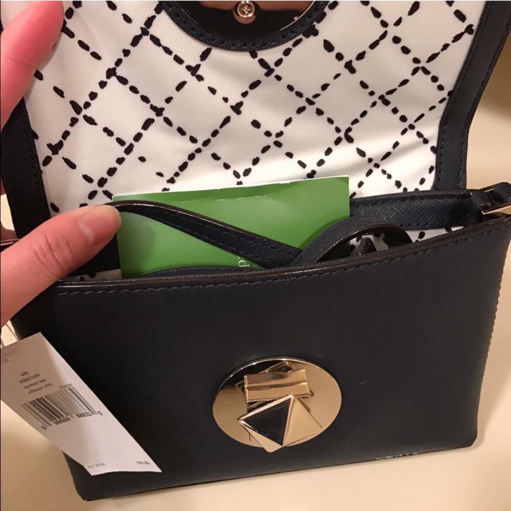 New Kate spade saffiano leather crossbody - Picture 3 of 4