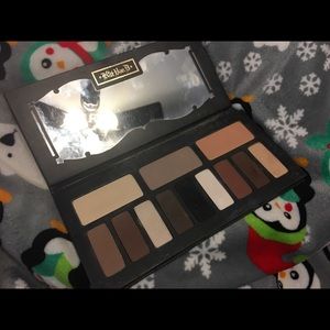 kat von d shade and light