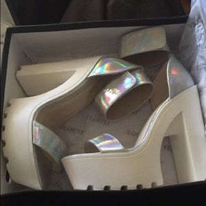 Shoes - PLATFORM HEELS.💖☺(HOLOGRAM) Shoes - PLATFORM HEELS.💖☺(HOLOGRAM)