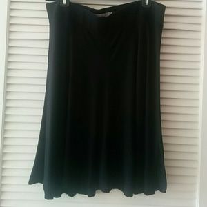 FINAL PRICE - Simple black cotton skirt