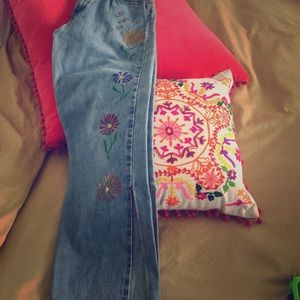 Faded vintage Levi's hand painted w flowers