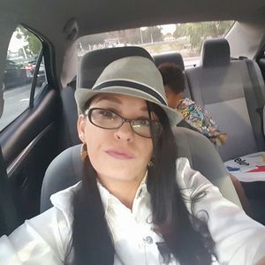 Meet your Posher, Helen