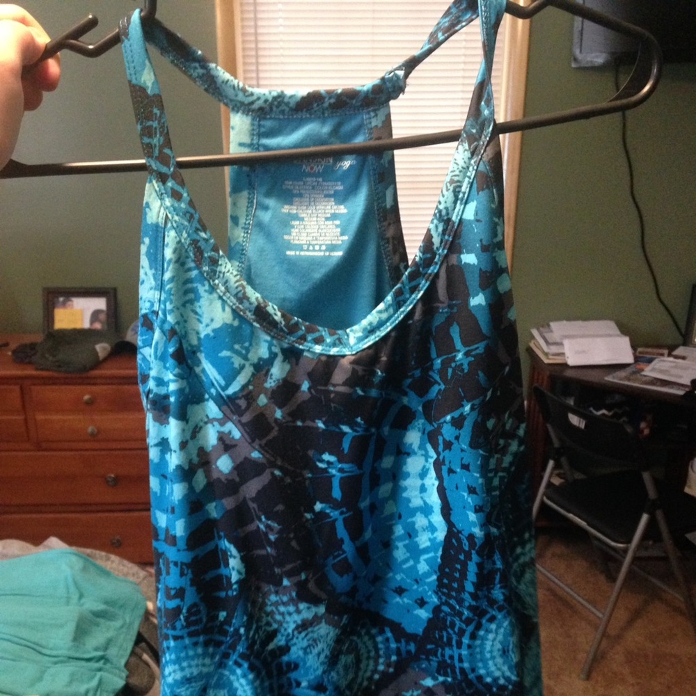 Danskin workout tank