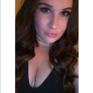 Meet your Posher, Olivia