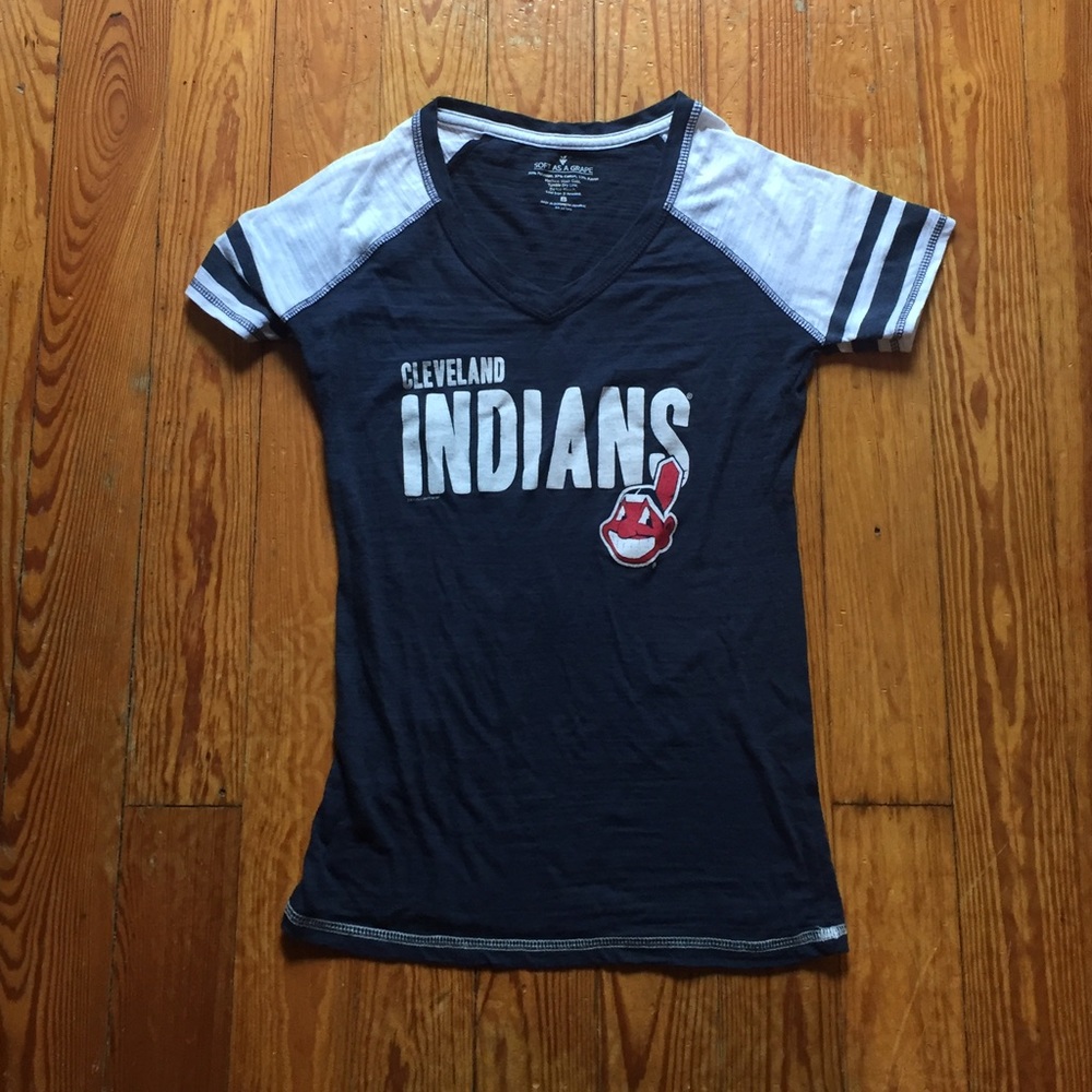 Cleveland Indians V-Neck Tee