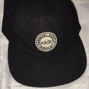 PRICE DROP NWT Herschel Supply Co. Glenwood Cap