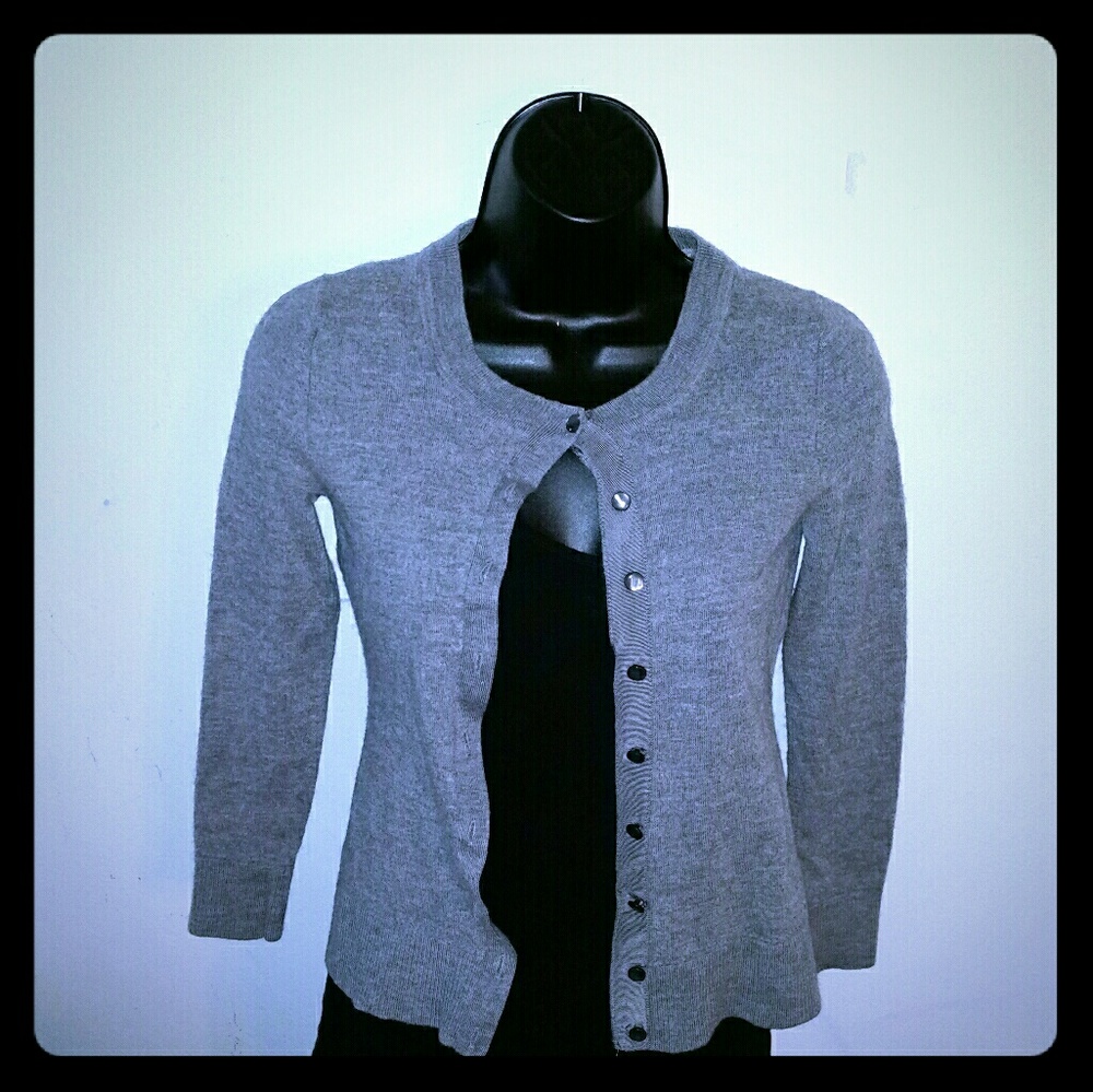 Banana Republic Gray Button Down
