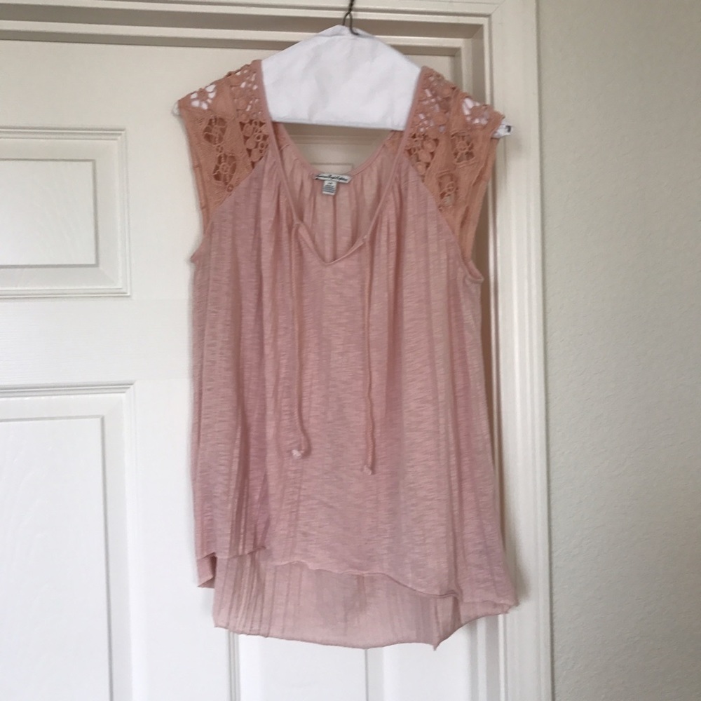 AEO High-Low tank size Large