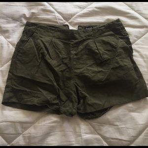 Madewell Army Geeen Shorts