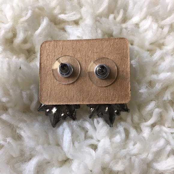 ๐3 for $10๐Pink raindrop earrings - Picture 2 of 2