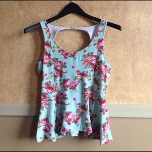 🍃🌷Floral Kirra tank🌷🍃