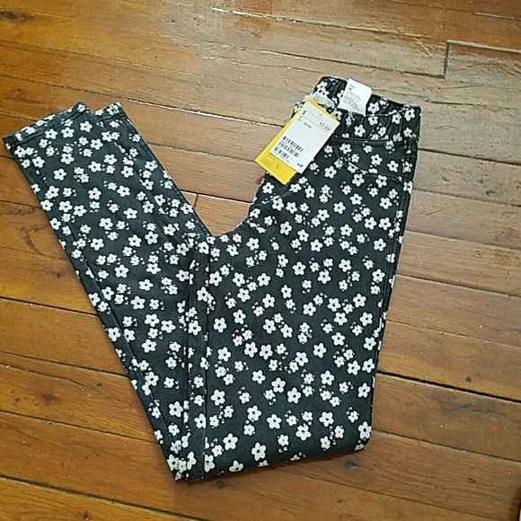 H&M Other - NWT Floral jeggings