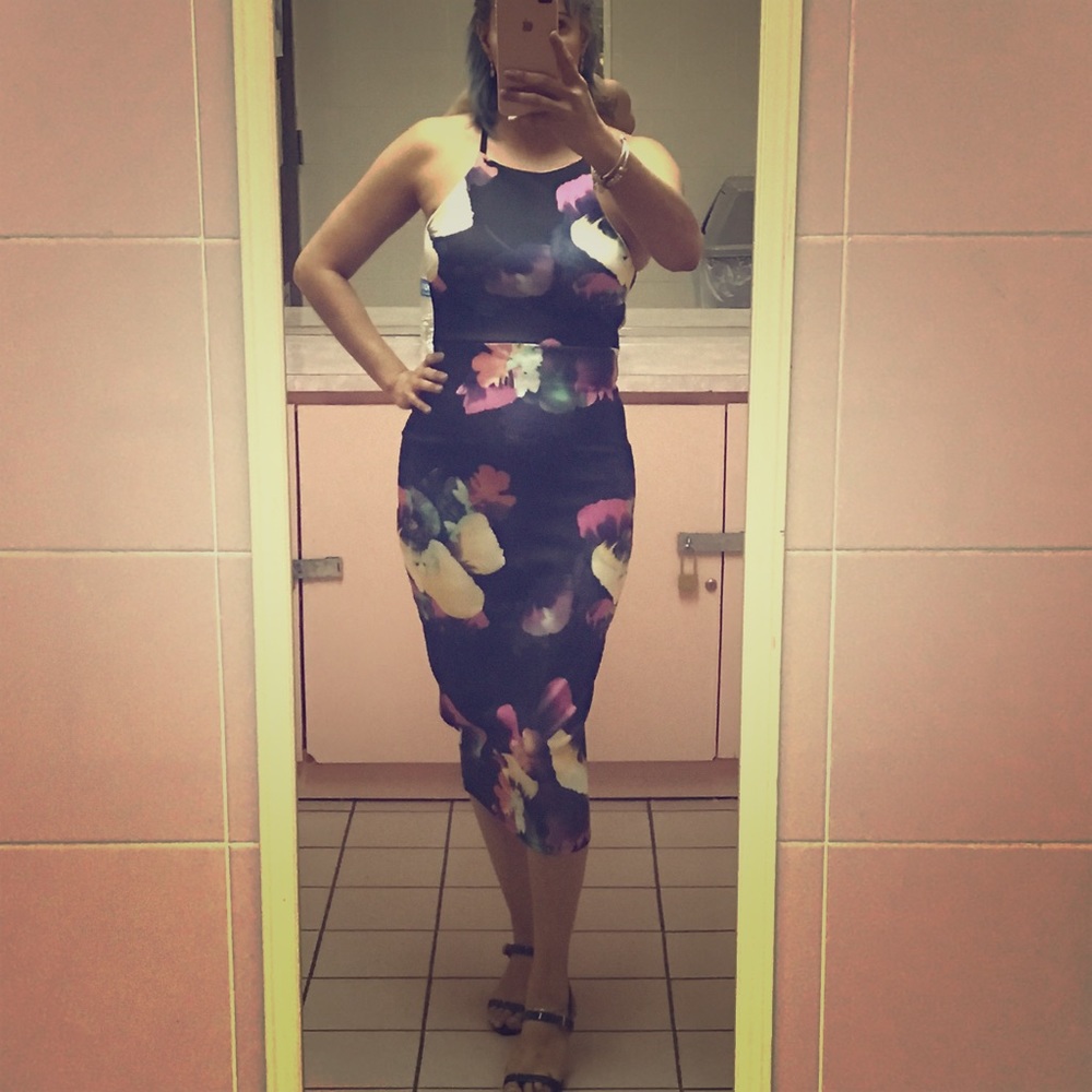 New! Floral midi dress