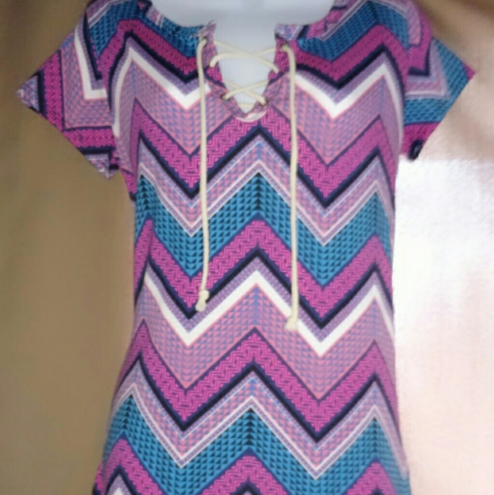Criss cross tie up shift dress