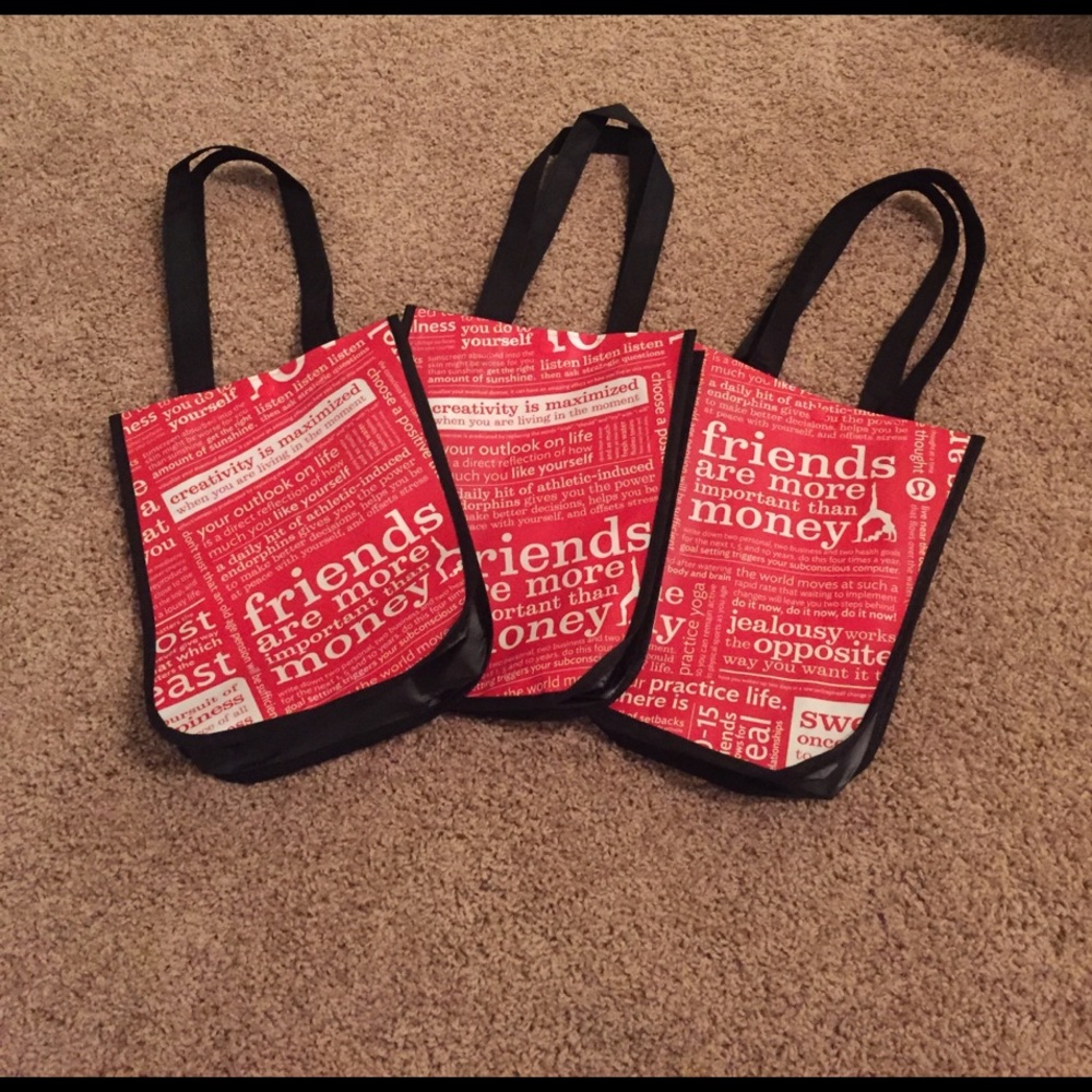 Lululemon bags