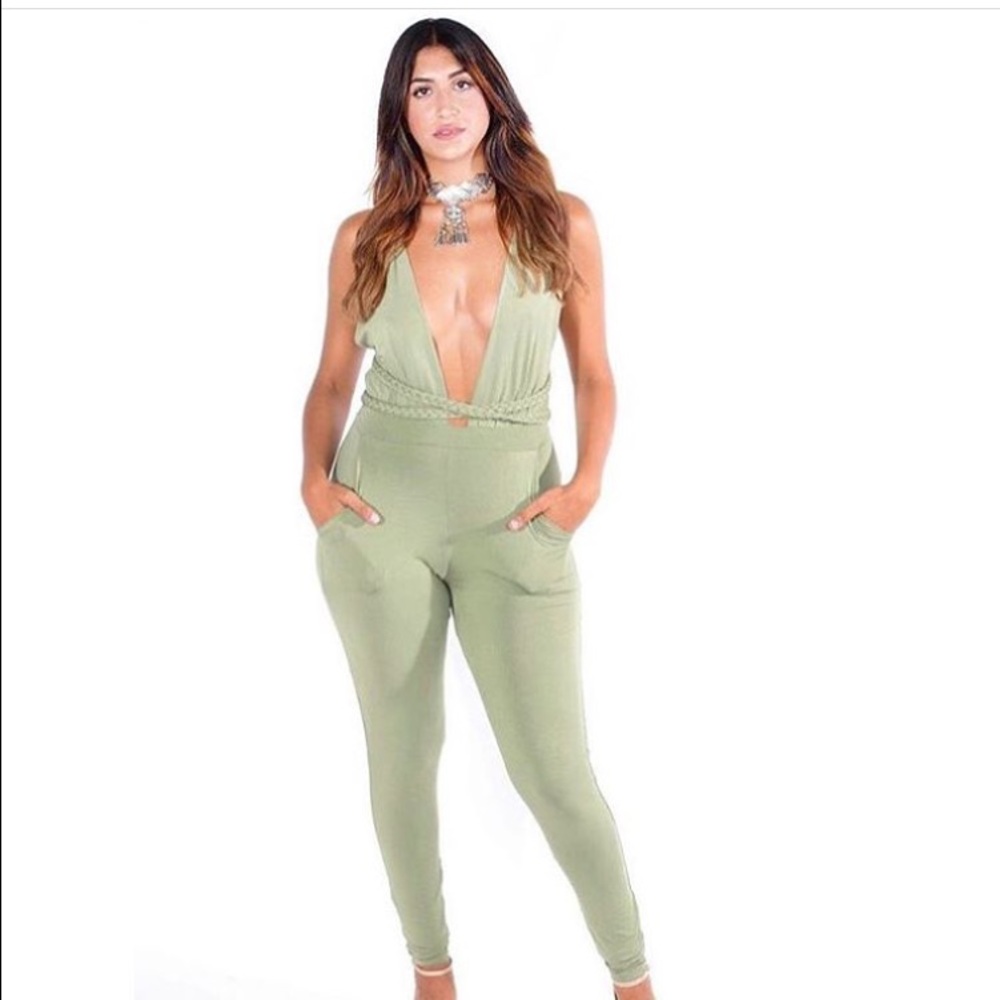 Multi way braided pantsuit - Picture 3 of 6