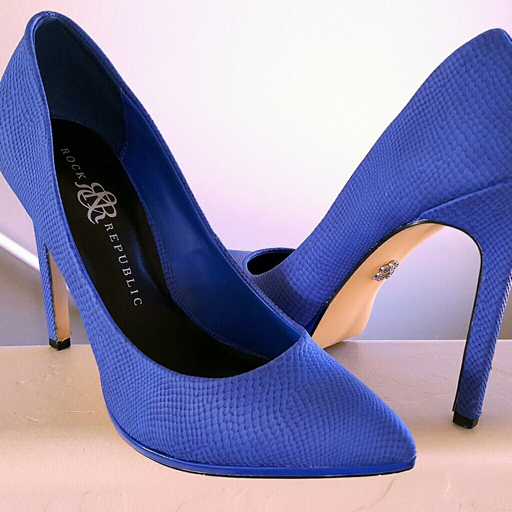 Rock & Republic Arabella Blue Pump