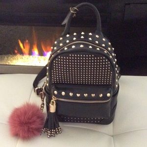 Mini rock stud backpack 🎒