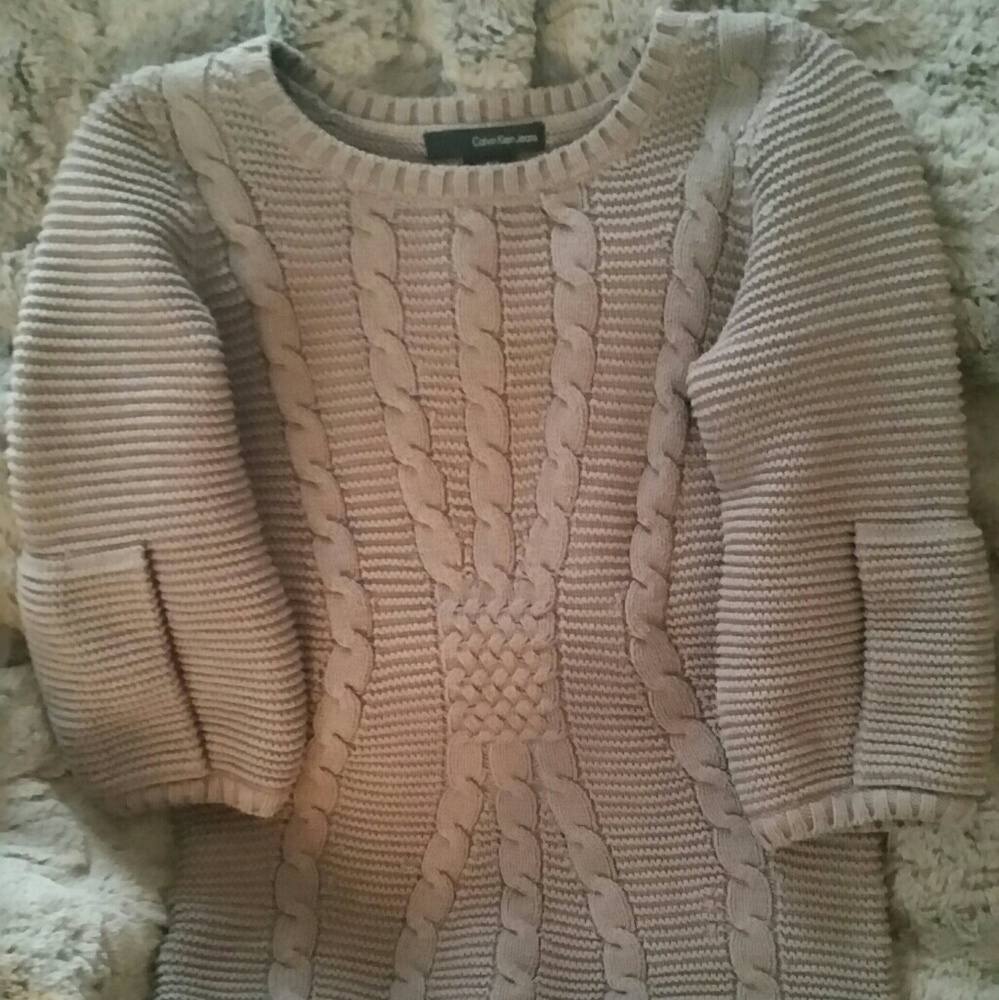 Calvin Klein Sweater - Picture 3 of 4