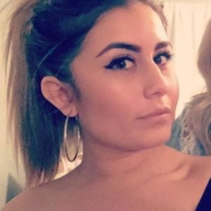 Meet your Posher, Catherine