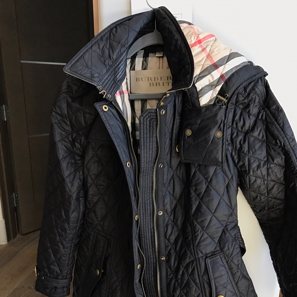 Burberry Finsbridge Belted Quilted Jacket *Size XL