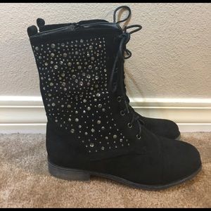 Rhinestoned black boots!