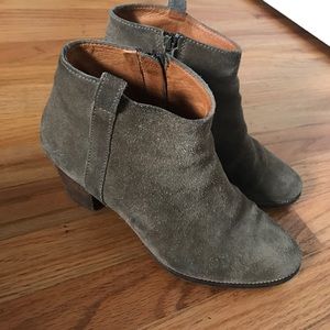 Madewell Billie Boot in Spinach color.