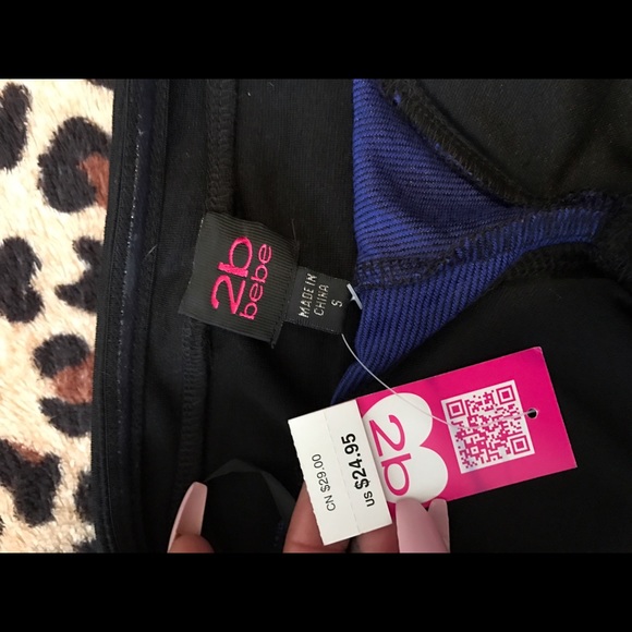 2b Bebe medium strapless Peplum top with side zip - Picture 2 of 5