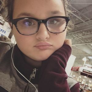 Meet your Posher, Tessa