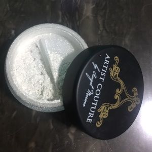 Artist couture diamond glow powder " Gold Digger "