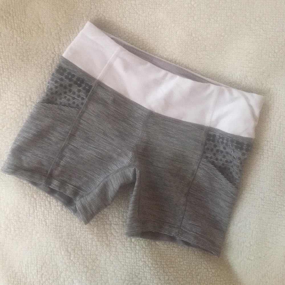 Lululemon shorts - Picture 1 of 3