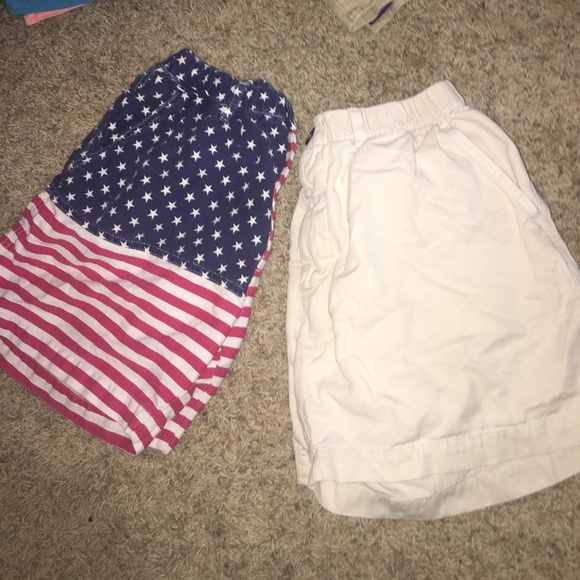 Men's size small worn Chubbies - Picture 4 of 4