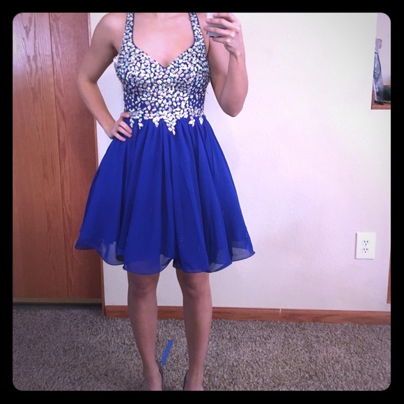 Worn once for prom! - Picture 1 of 5