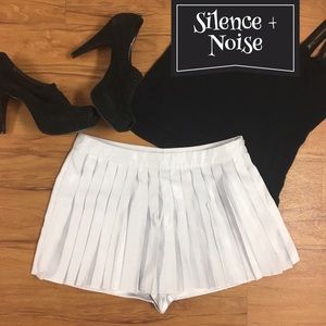 Silence + Noise Ruffled Skort